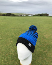 Load image into Gallery viewer, Pom Pom 20 Beanie

